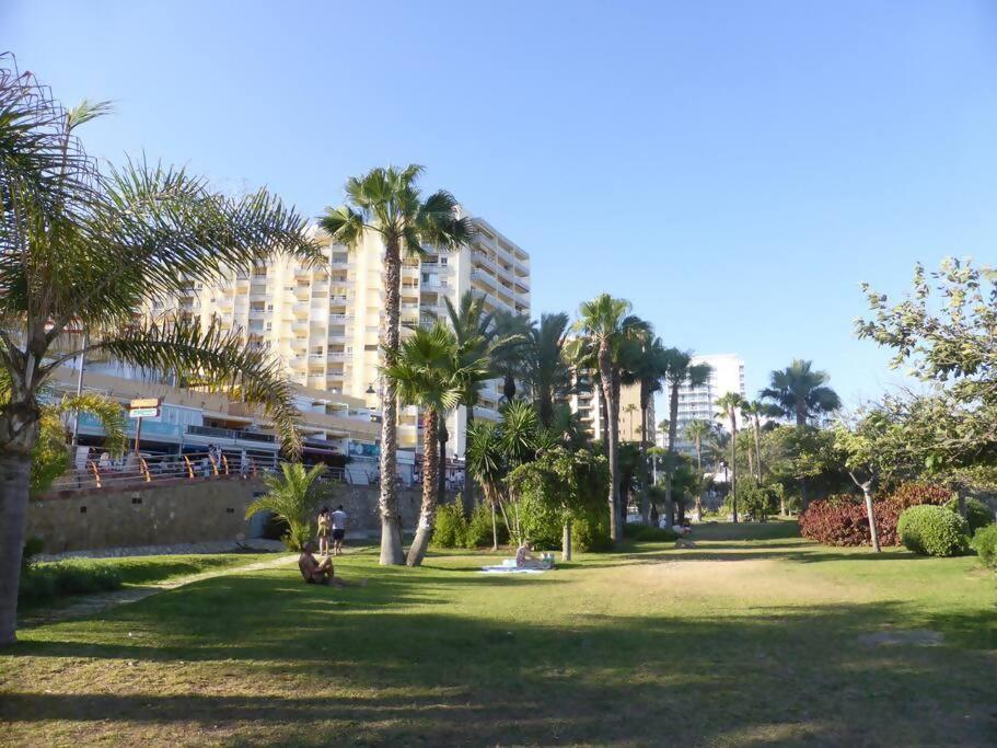 Estudio Nefeli Primera Linea Playa Amazing Views Benalmádena Exterior foto